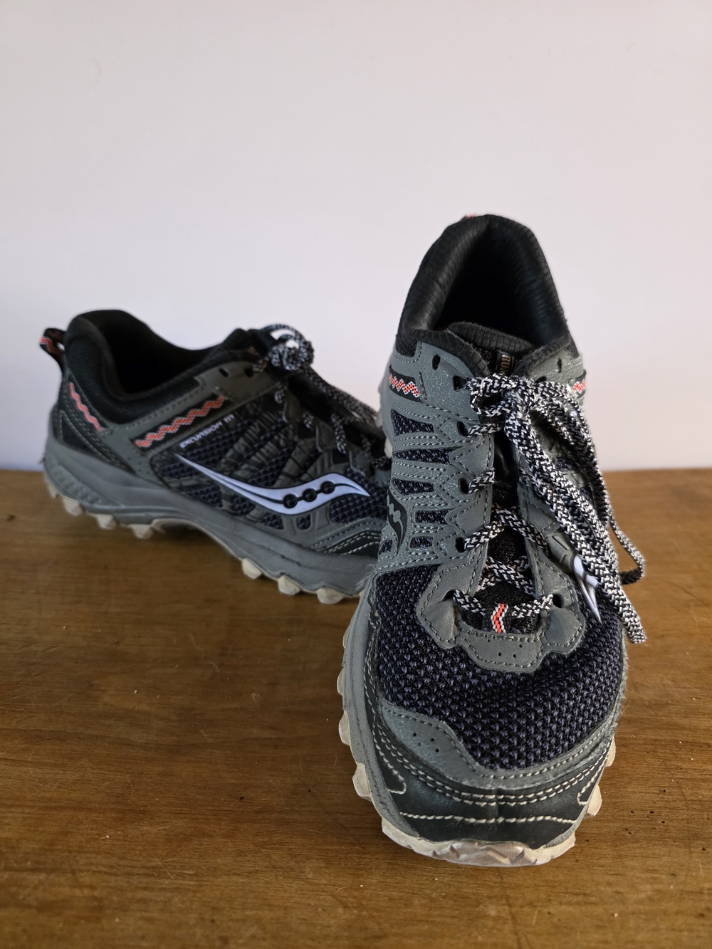 Saucony Grey and Black Trail Running Shoes